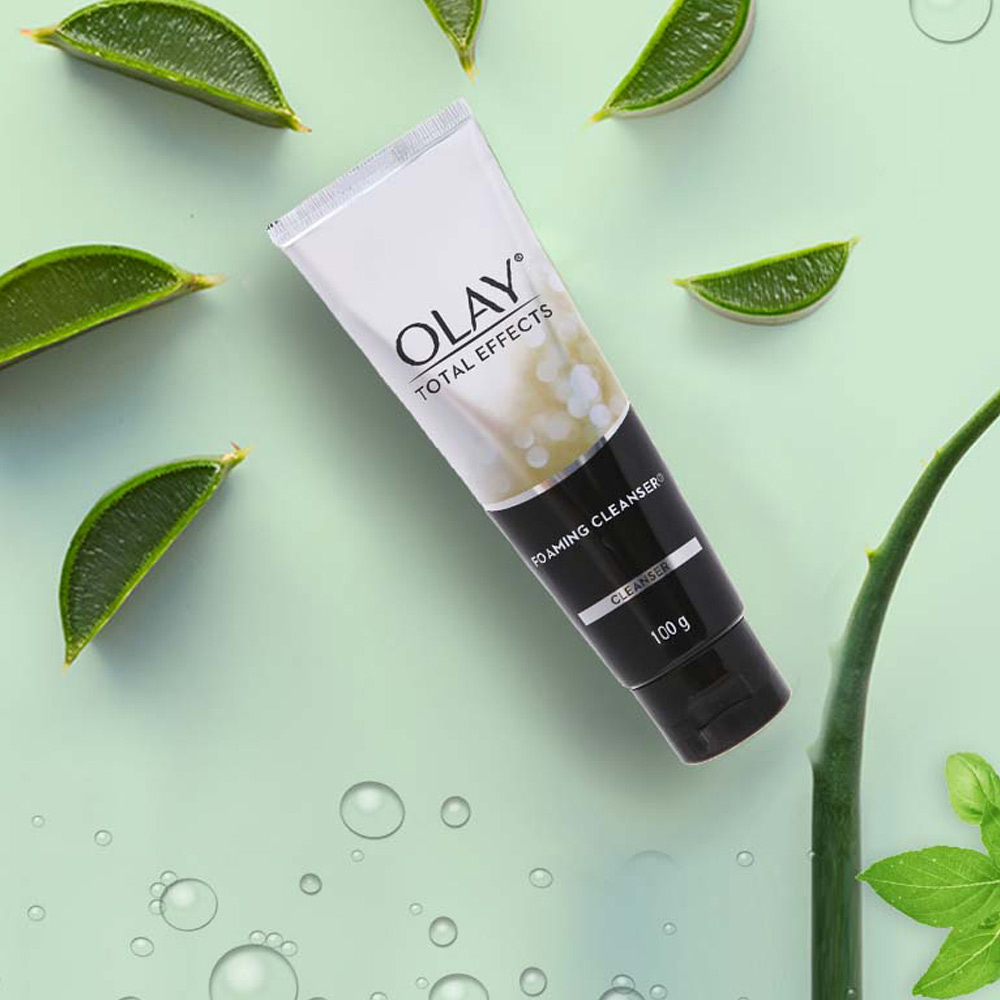 Sữa Rửa Mặt Tạo Bọt Olay Total Effects 100 g