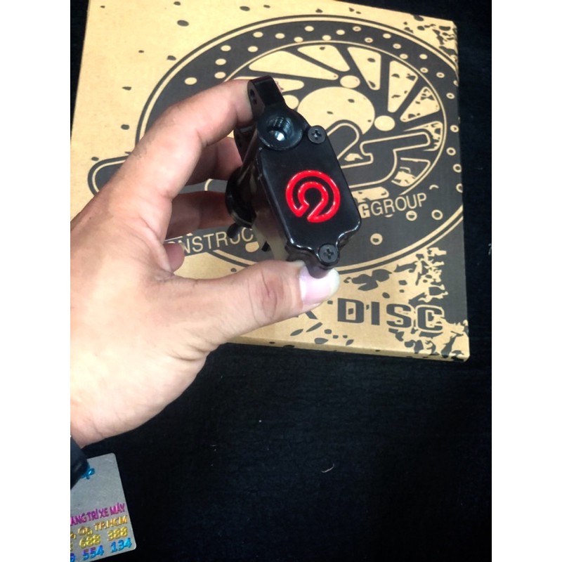 Bơm Đạp Brembo CNC