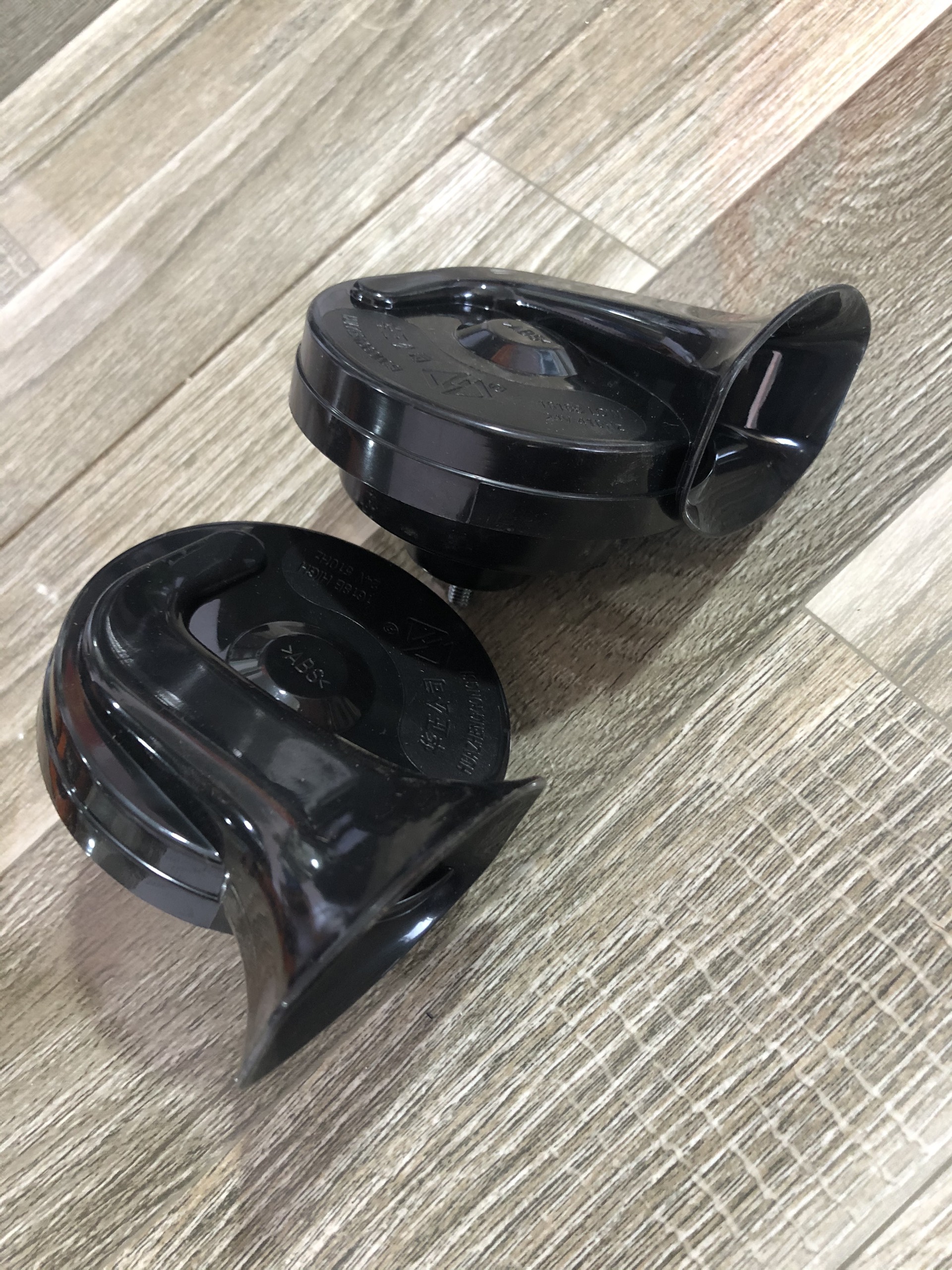 Còi sên 12v 24v đỏ huazheng giấy hz0848