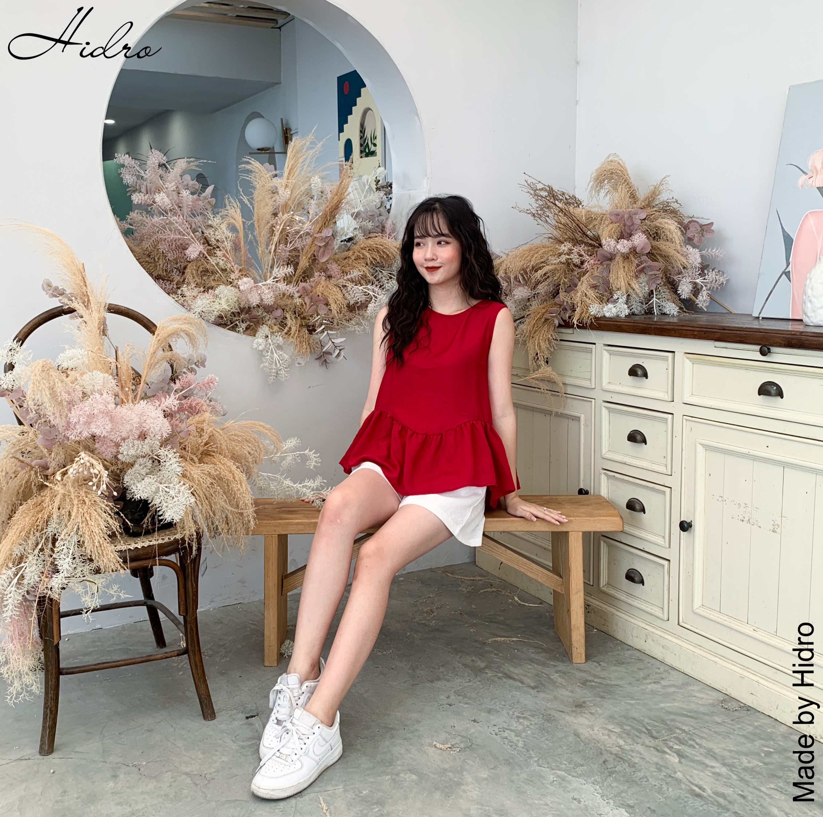 HIDRO Set áo đuôi bèo mix quần đũi trắng