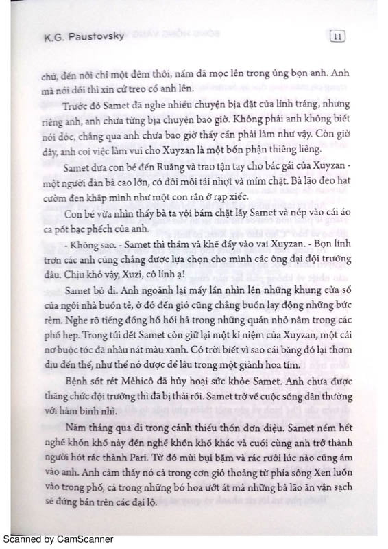 Fahasa - Bông Hồng Vàng Và Bình Minh Mưa