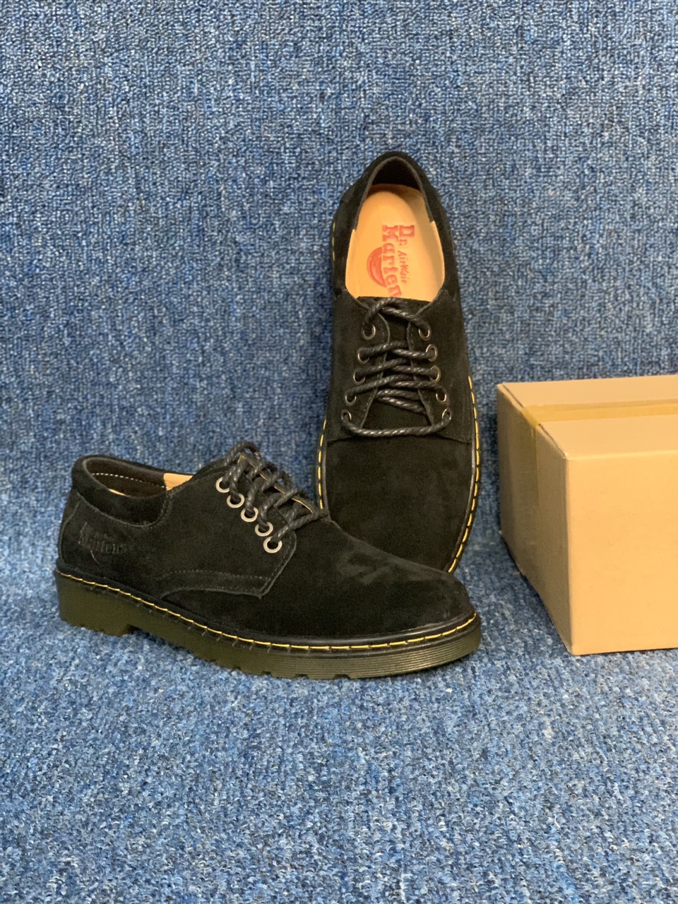 Giày Dr Martens Da Bò Lộn -Bảo Hành 12 Tháng