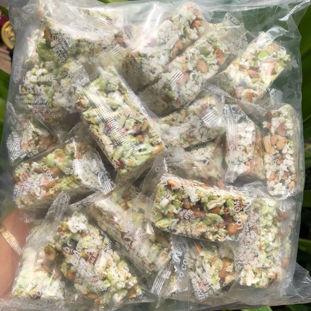 Bánh cốm đậu phộng lá dứa 400g Saigonfood
