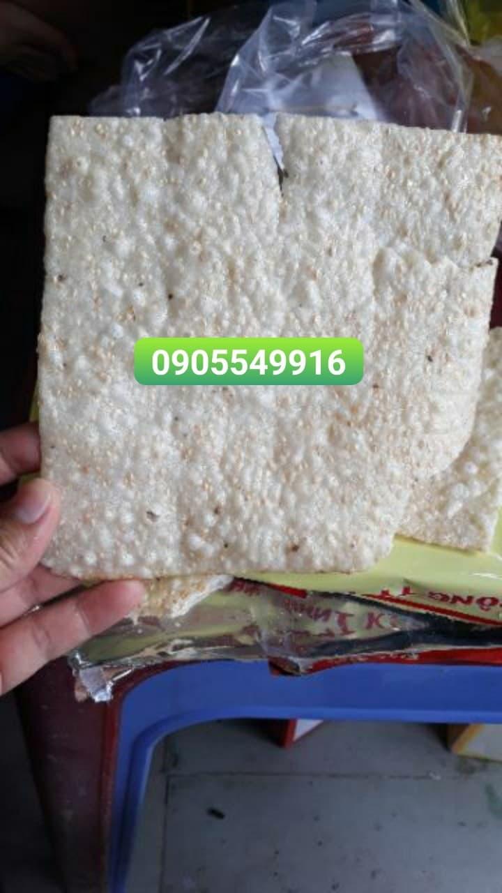 bánh tráng gạo mè