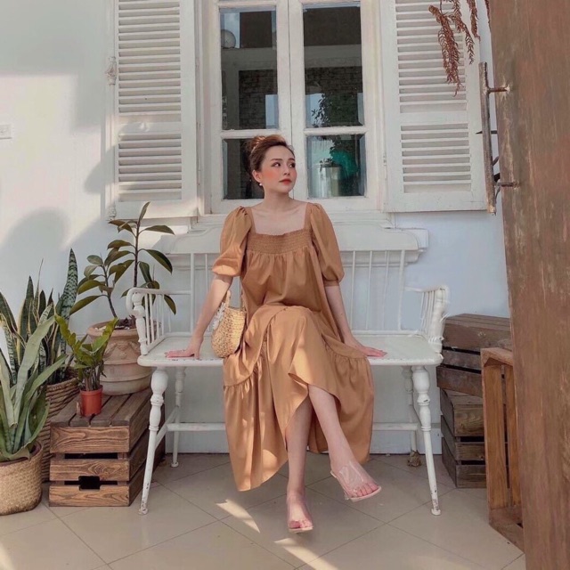 Đầm kem đuôi cá nhúng thun ngực