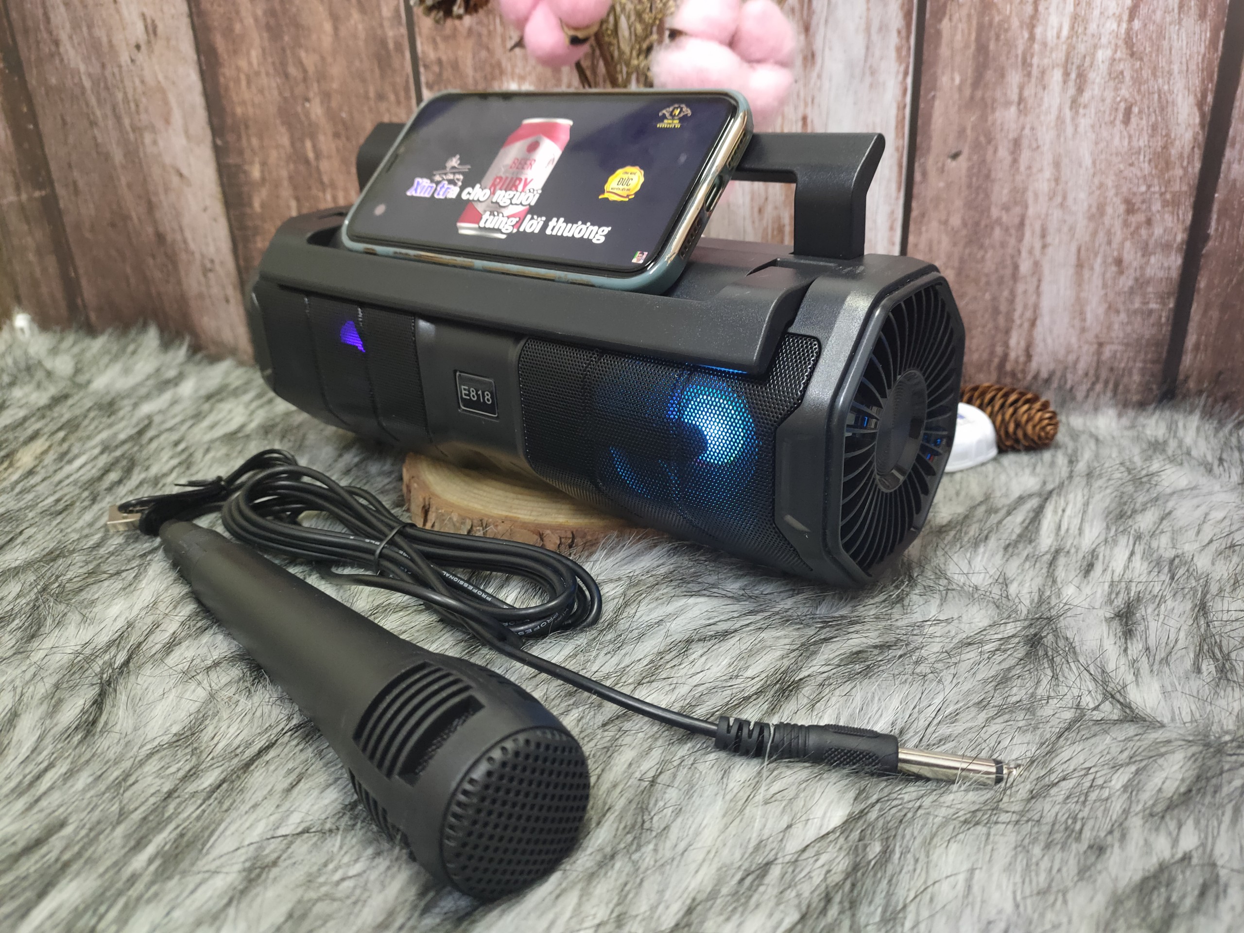 Km-s1 e818 Bluetooth karaoke speaker direct plug wired microphone karaoke speaker LED lamp strobe strong bass battery nice design 5D surround sound