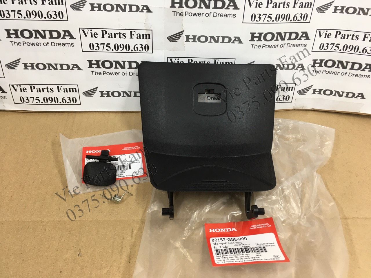 Nắp ngoài bình xăng lead 110 2009-2013, hàng din honda mới 100%