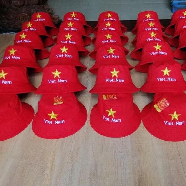 Giảm giá Nón lưỡi trai mũ tai bèo thêu cờ đỏ sao vàng Việt Nam vô địch - Mua Thông Minh