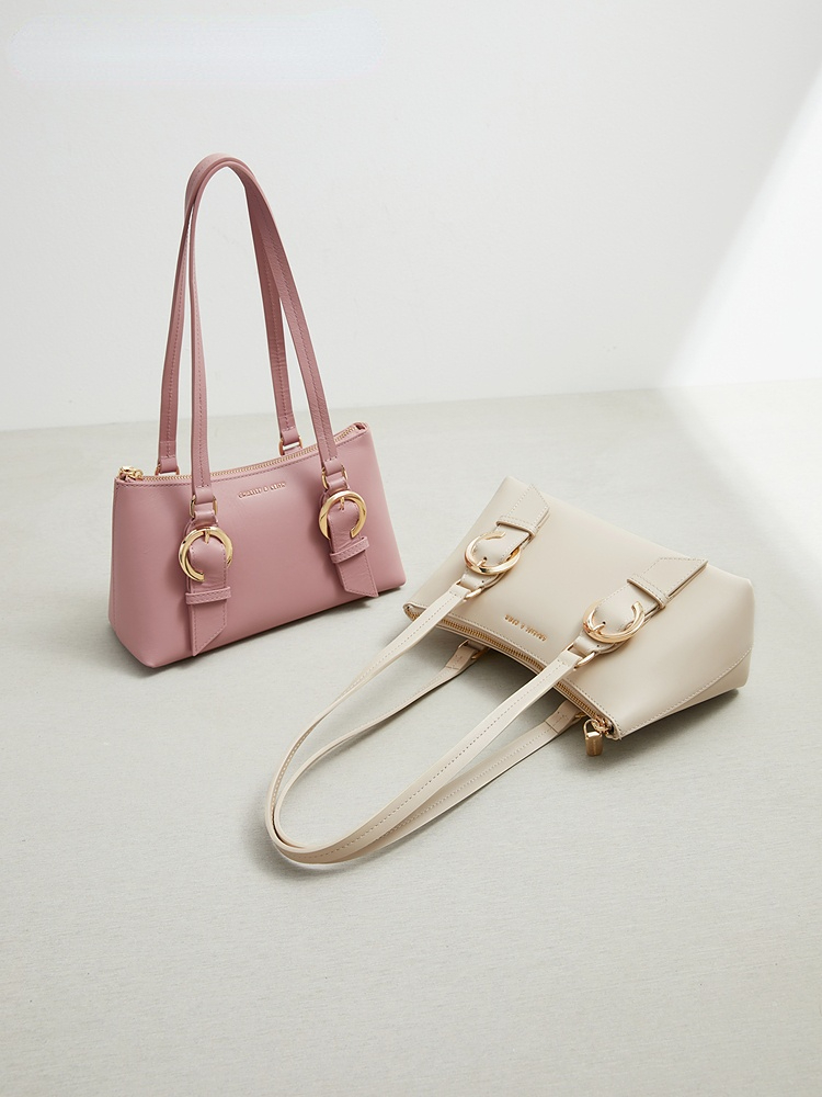 CHARLES and KEITH CK -20151069 Túi đeo vai nữ