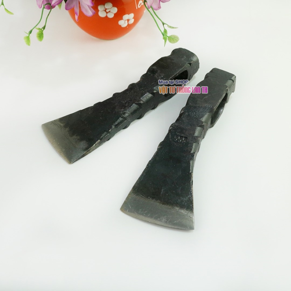 Rìu chặt cây, rìu bổ củi sắc bén