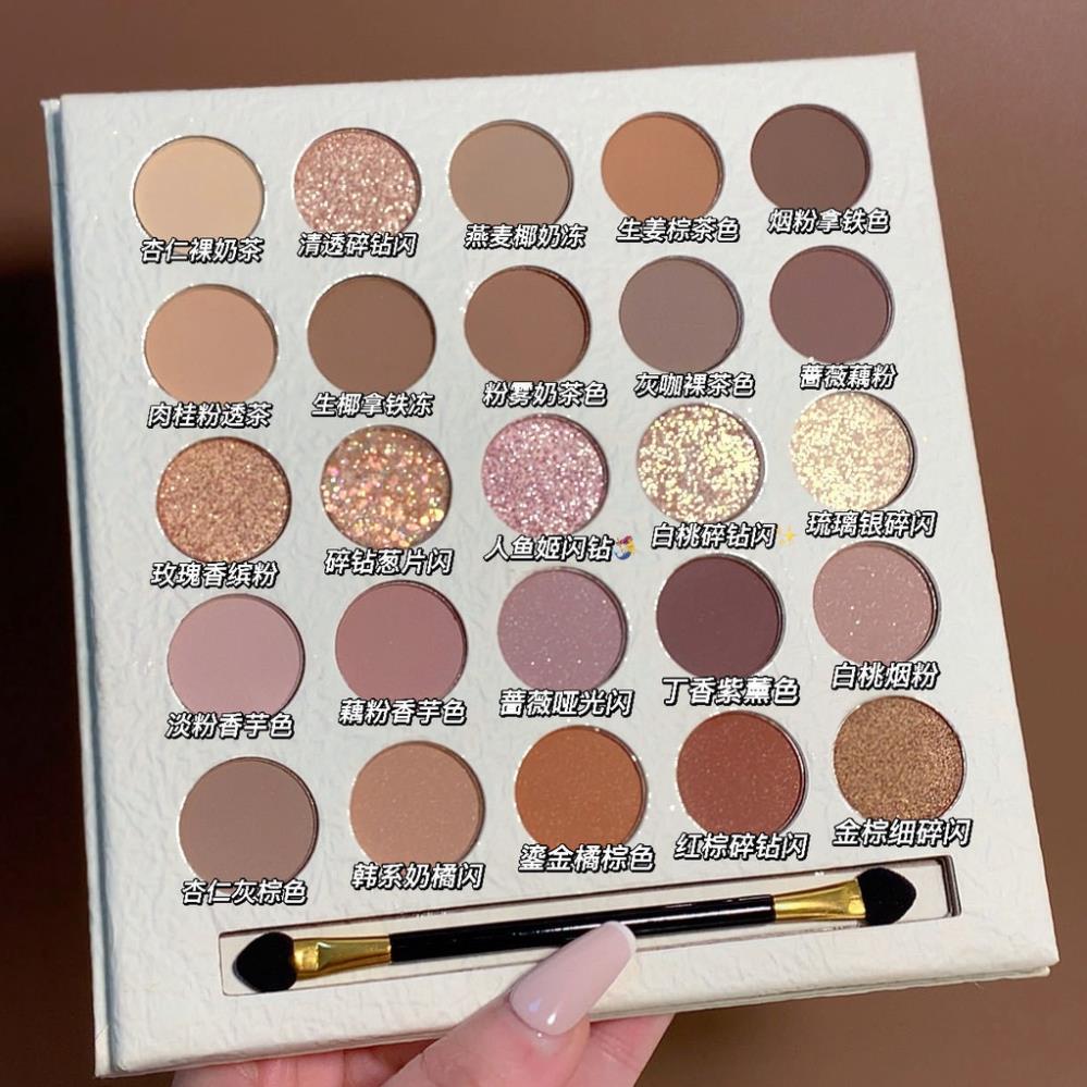 Bảng phấn mắt 25 ô Mugeleen LUCKY ME