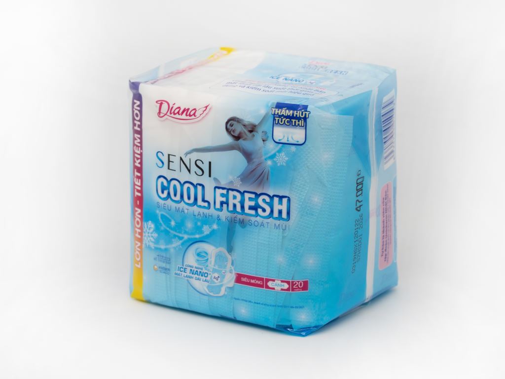 Băng vệ sinh Diana Sensi Cool Fresh siêu mỏng cánh - Gói 20 miếng