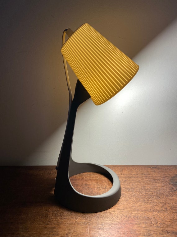 Đèn bàn led làm việc Svallet IKEA