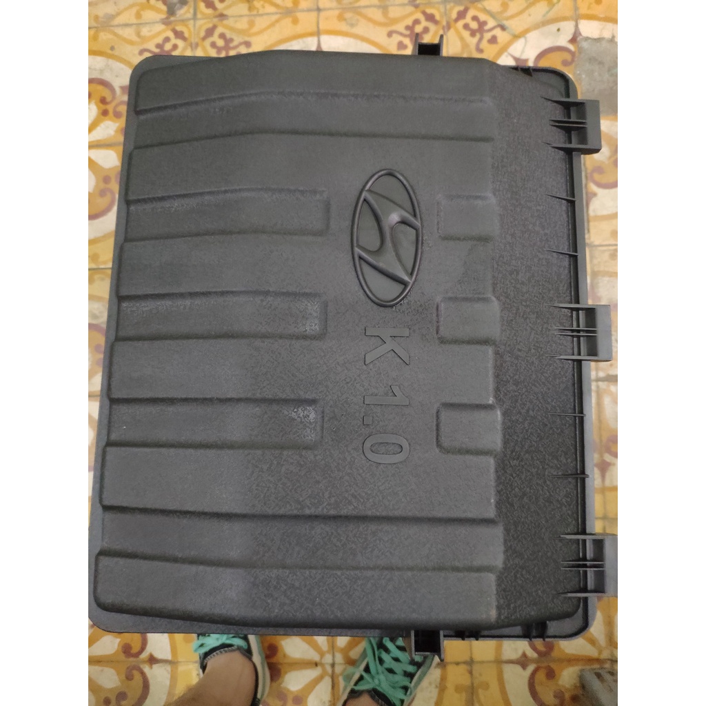 Air cleaner housing on hyundai i10 grand 4 and 3 pcs. 1.2 and 1.0