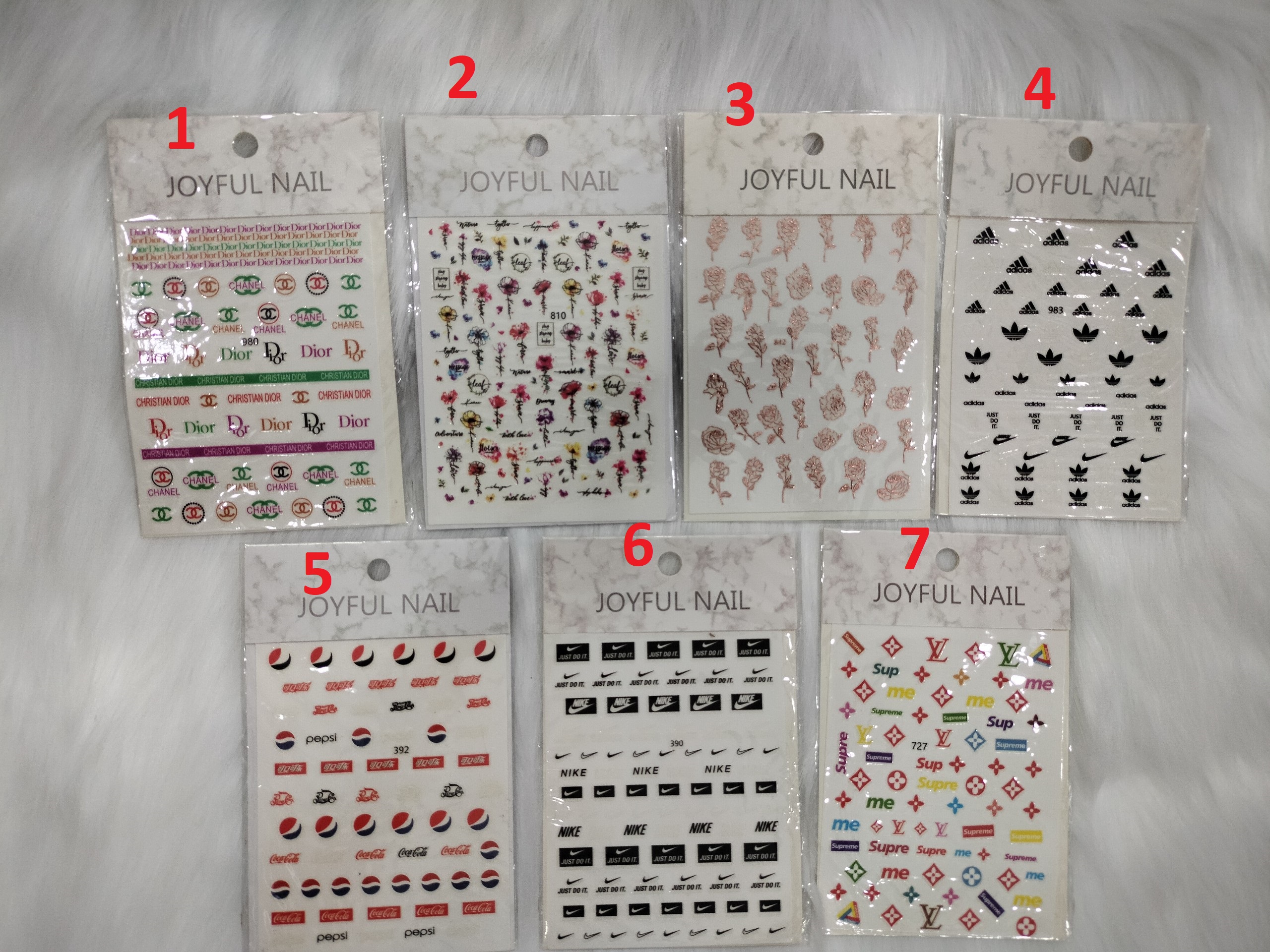 Sticker lấp lánh trang trí móng