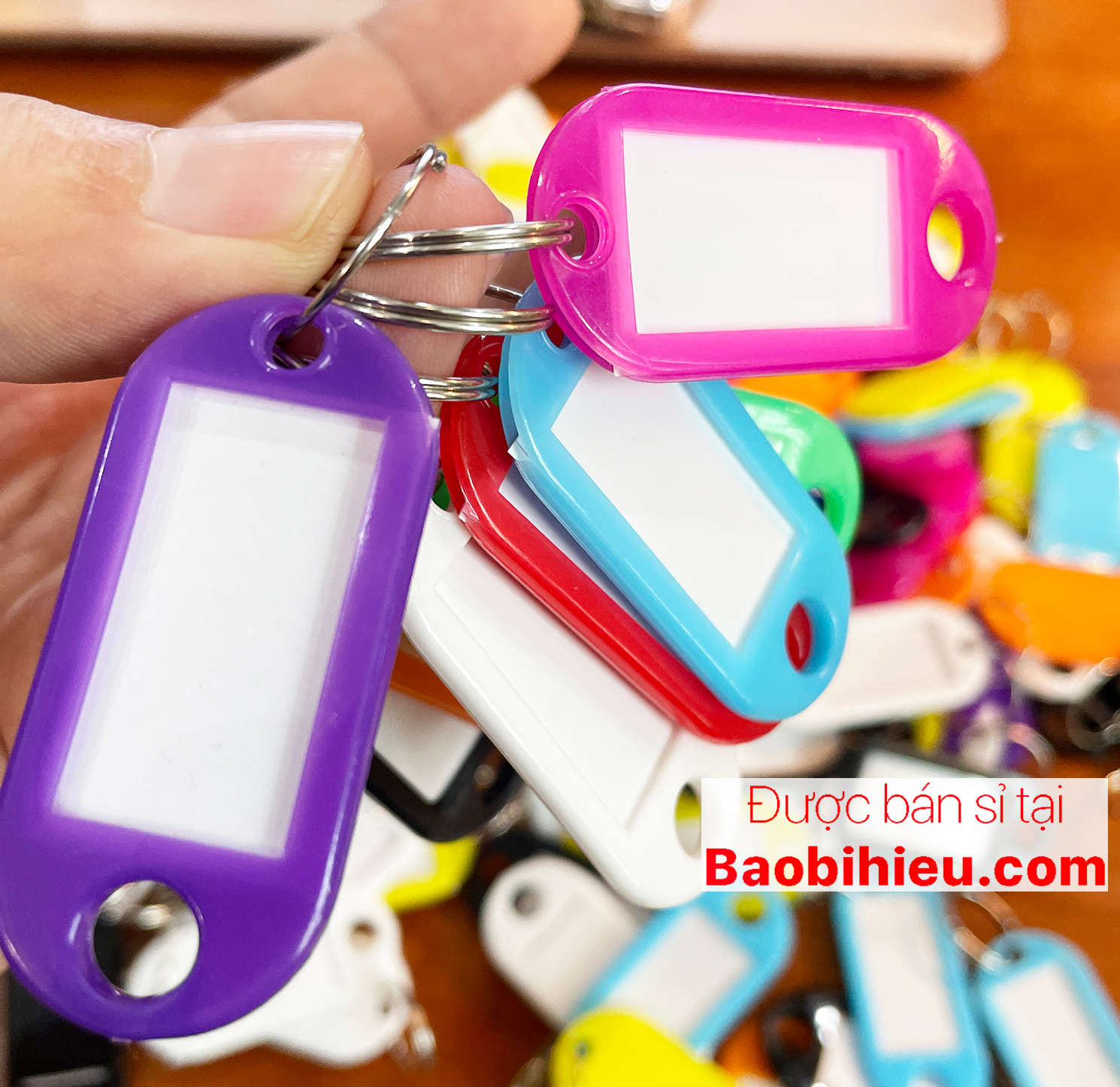 COMBO 10 bảng tên kèm móc khoá (nametag, móc ghi nhớ, móc hành lý...) 10B1249