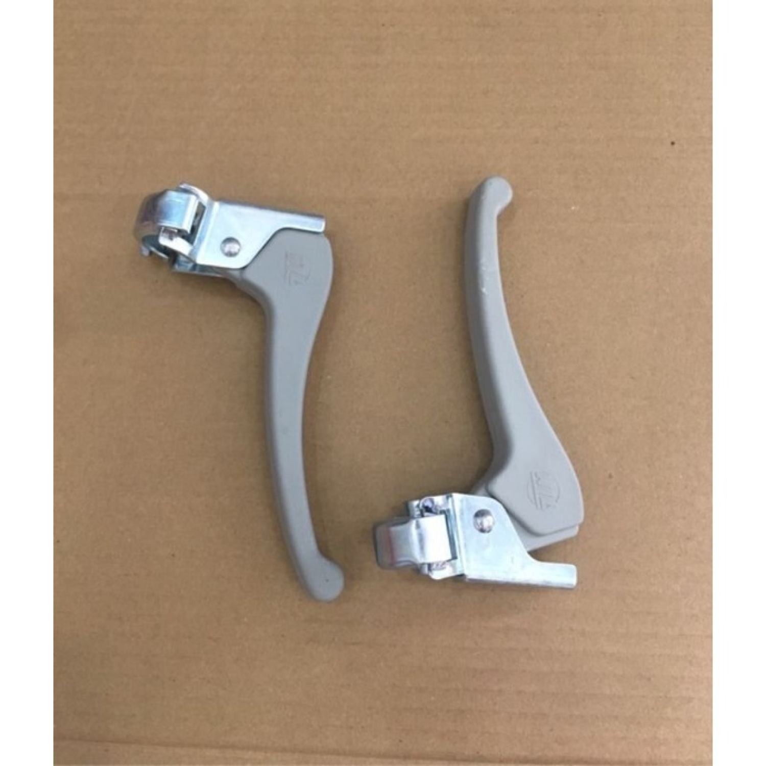 Tay thắng [Phanh] nhựa xe đạp Marin , Asama , Mini ( 1 Cặp )