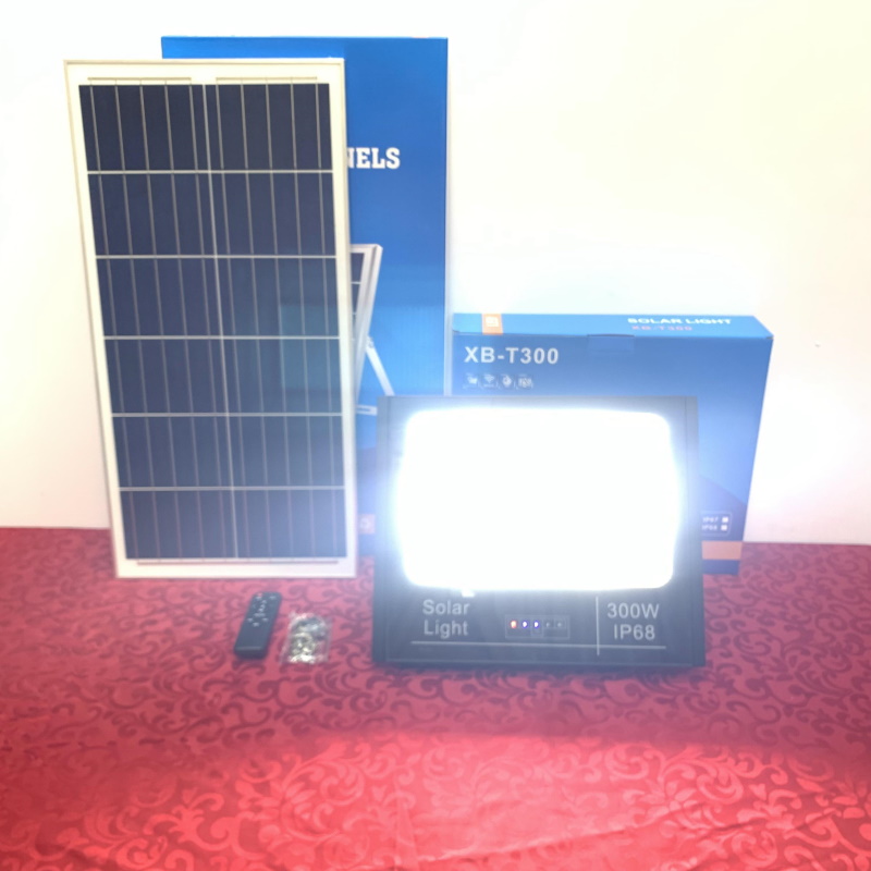 đèn led, đèn pha, đèn năng lượng mặt trời 300w [ Mẫu Mới Nhất Có % Báo Pin ] có bán rời thân đèn + tấm pin