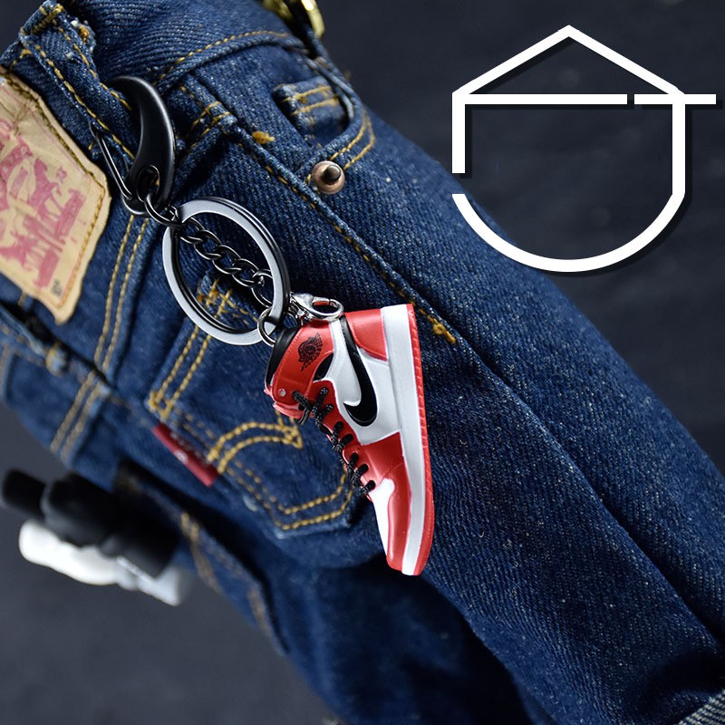 Móc Khóa Giày Mini Sneaker - Jordan 1 - Mô Hình Giày tỷ lệ 1:6 (Tặng Box)