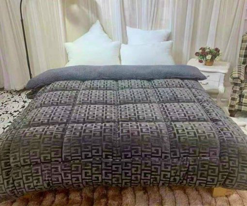 Chăn Lông Cừu Chữ Vạn Cao Cấp 2mx2m2 cực ấm - Được chọn màu dùng cho thời tiết Đại Hàn