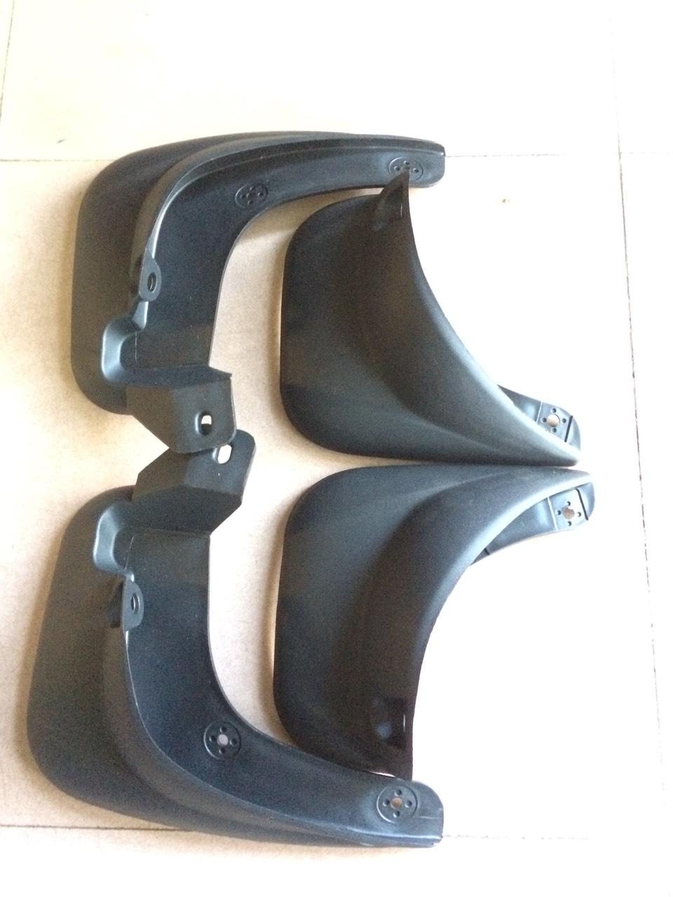 Chắn bùn bánh getz oem