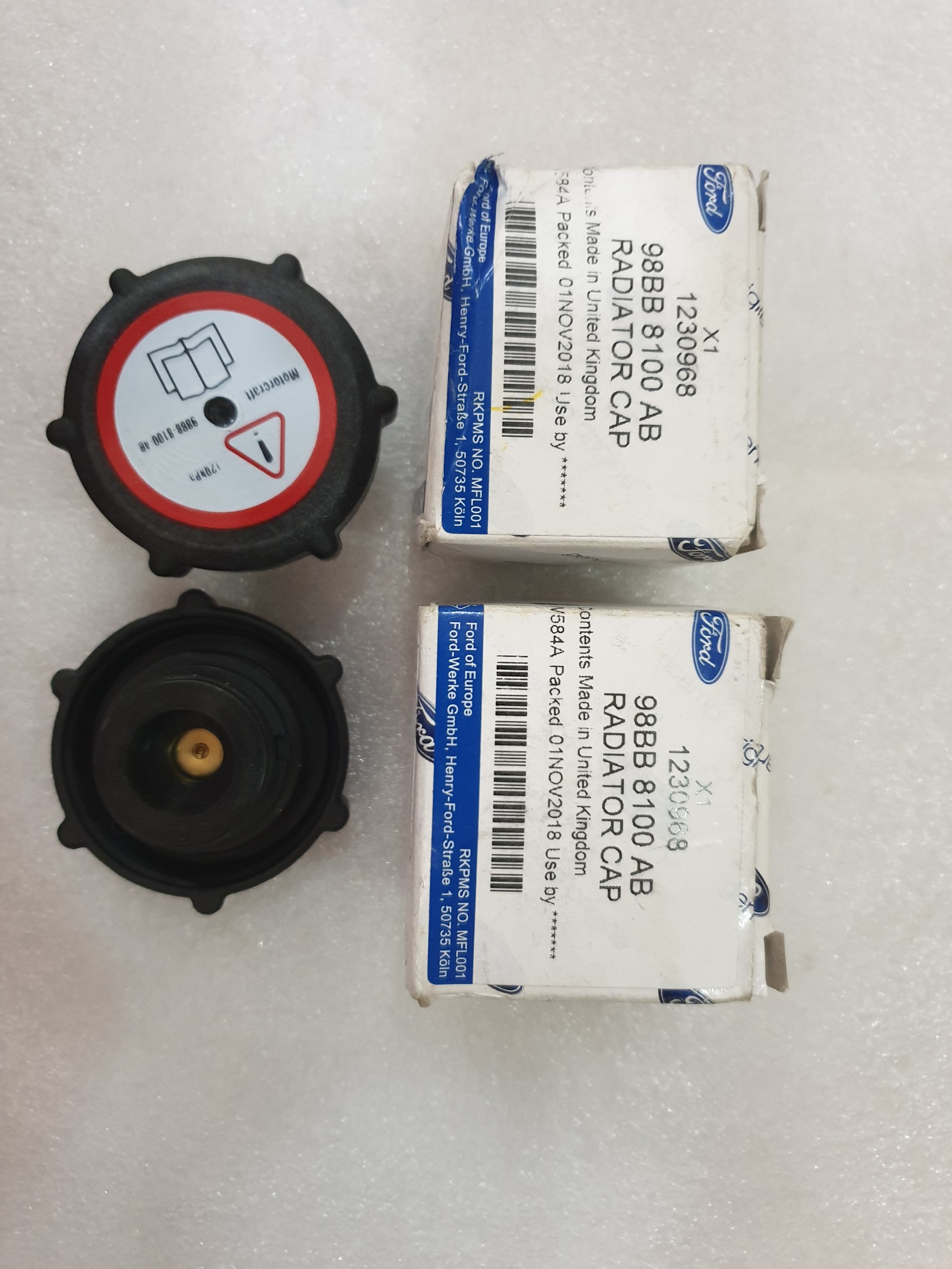 Nắp bình nước phụ Ford Mondeo