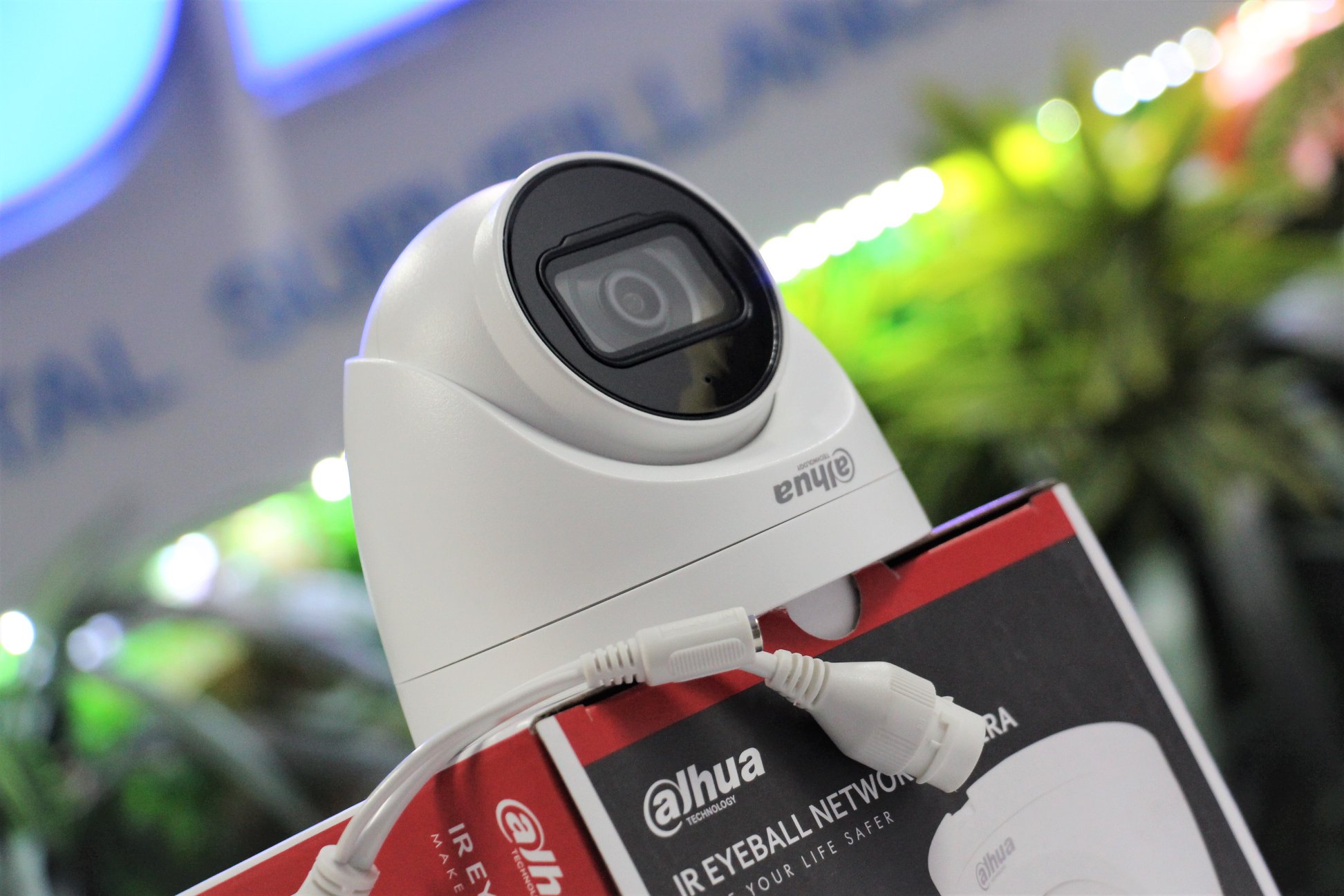Camera IP Starlight HDW 2431TP-AS 4.0Megapixels tích hợp mic