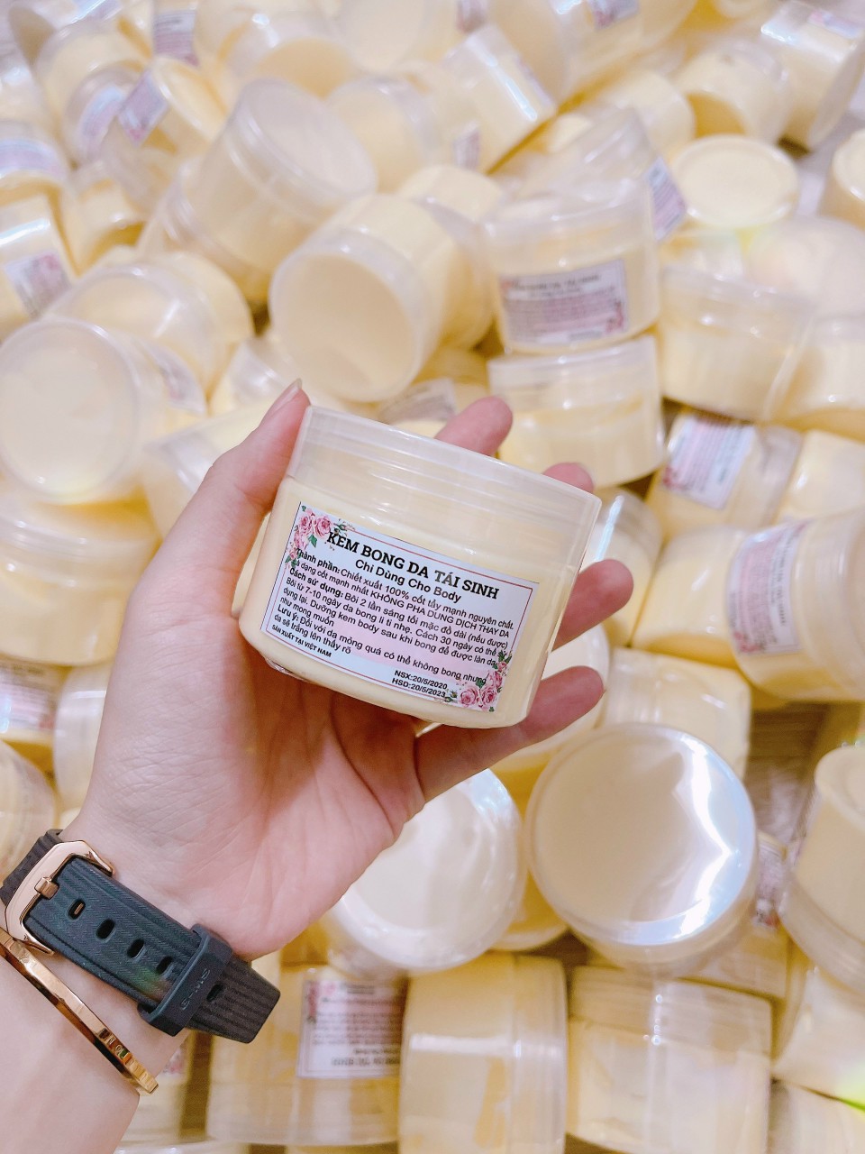 Kem Bong Da Tái Sinh Body 150g