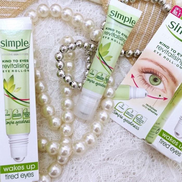 Thanh lăn dưỡng mắt Simple Revitalising Eye Roll On 15ml