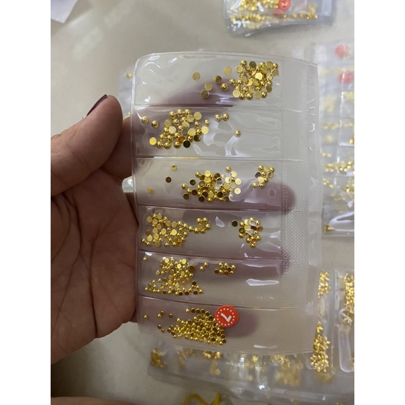 [HCM]CHARM KIM LOẠI GẮN MÓNG SIÊU XINH