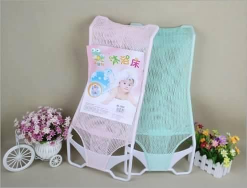 ghế lưới để tắm cho bé
