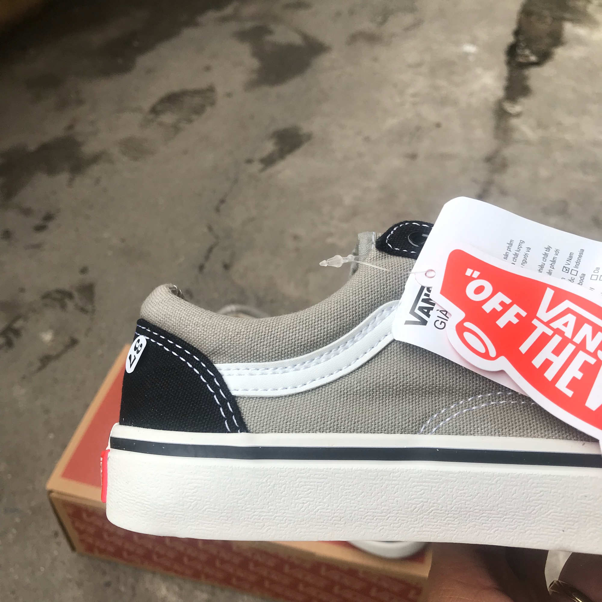 GIÀY VANS OLD SKOOL XÁM/ĐEN (Full box, tag)
