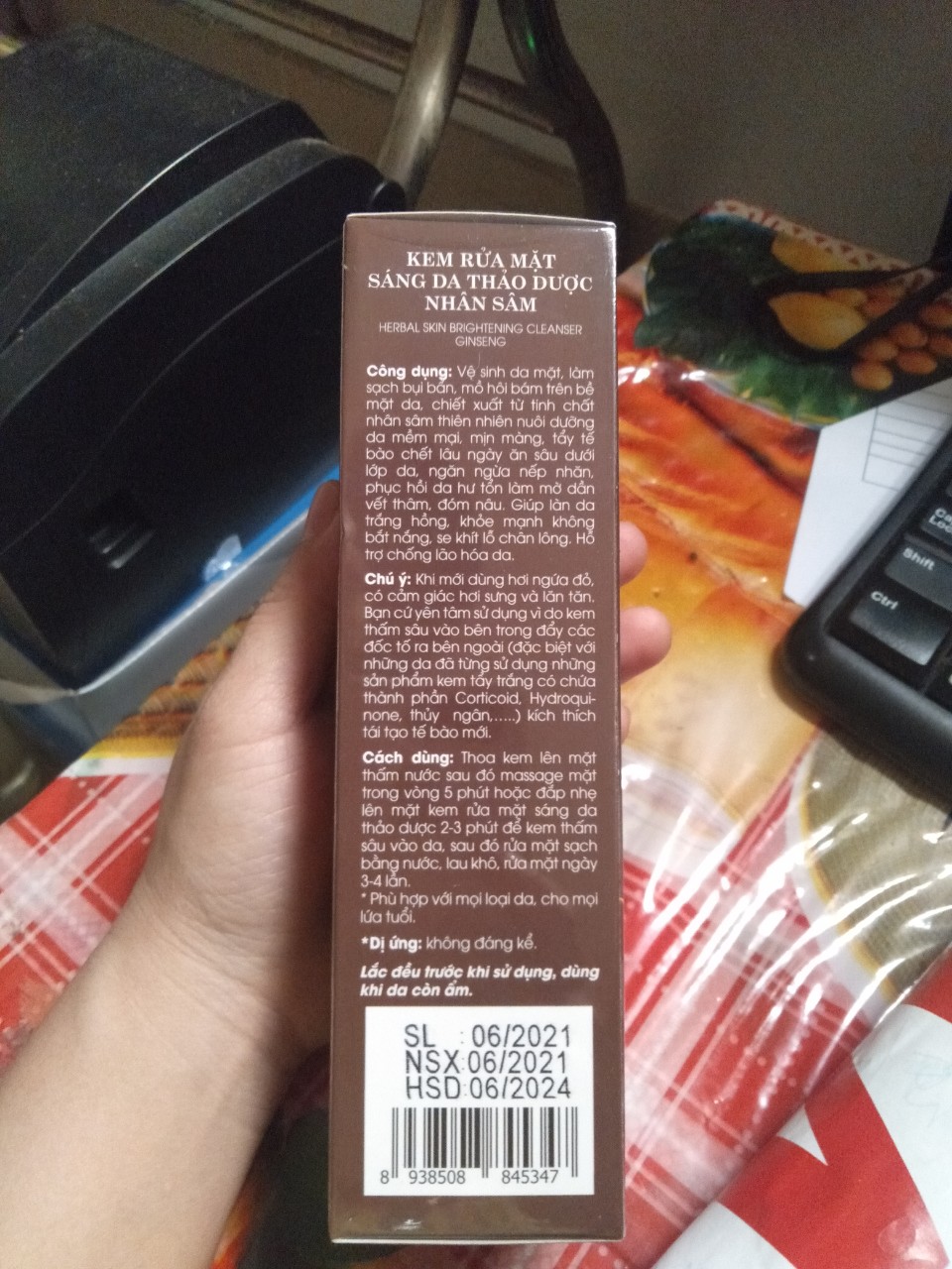 [HCM]Kem Rửa Mặt Sáng Da Thảo Dược Wondera 150g