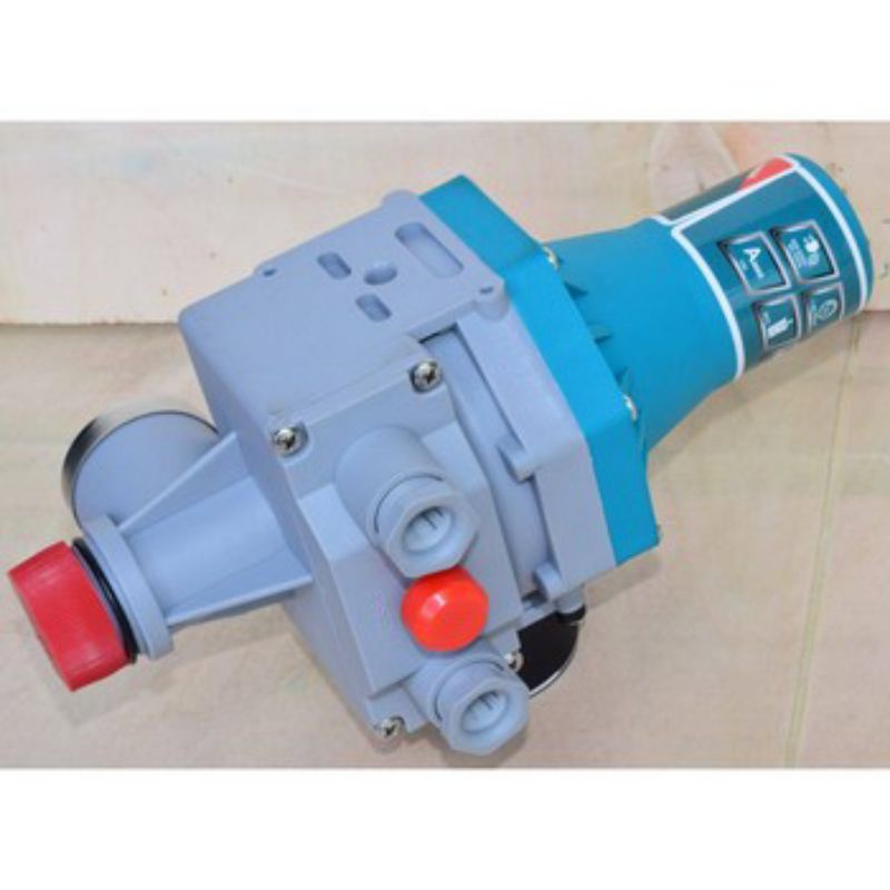 Máy bơm nước điều khiển tự động Total TWPS102