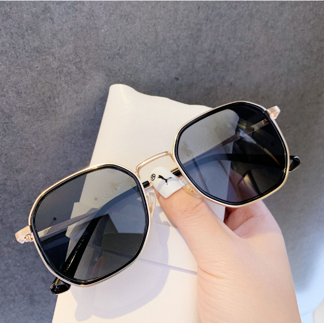 Kính mát nữ gọng đa giác đẹp sang trọng, kính râm thời trang chống tia ...