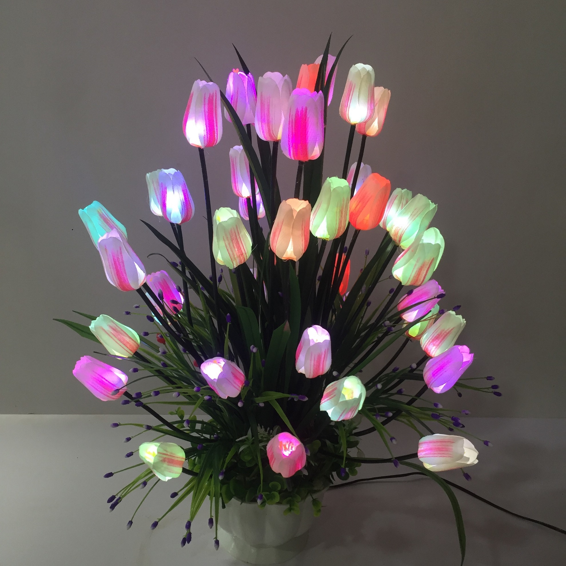 Hoa Tulip Trang Trí - Hoa Tulip Có Đèn (40 bông)