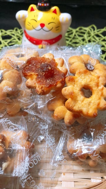 Bánh Hoa Mai Nhân Khóm Thái -  500G