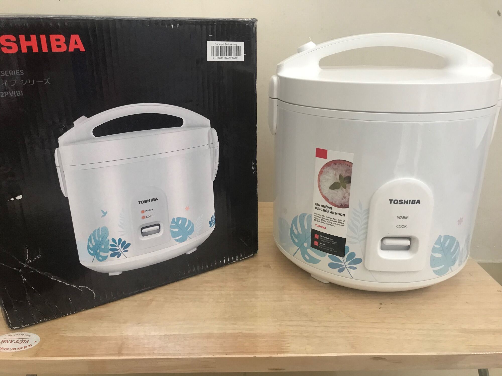 Toshiba 1.8 liter rc-18jh2pv electric rice cooker (b)-1 liter rc-10jh2pv (b) 650W power display, cooking fast cooked rice 25-30 mins