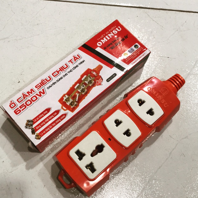 Ổ cắm siêu chịu tải ominsu 6500w 30a