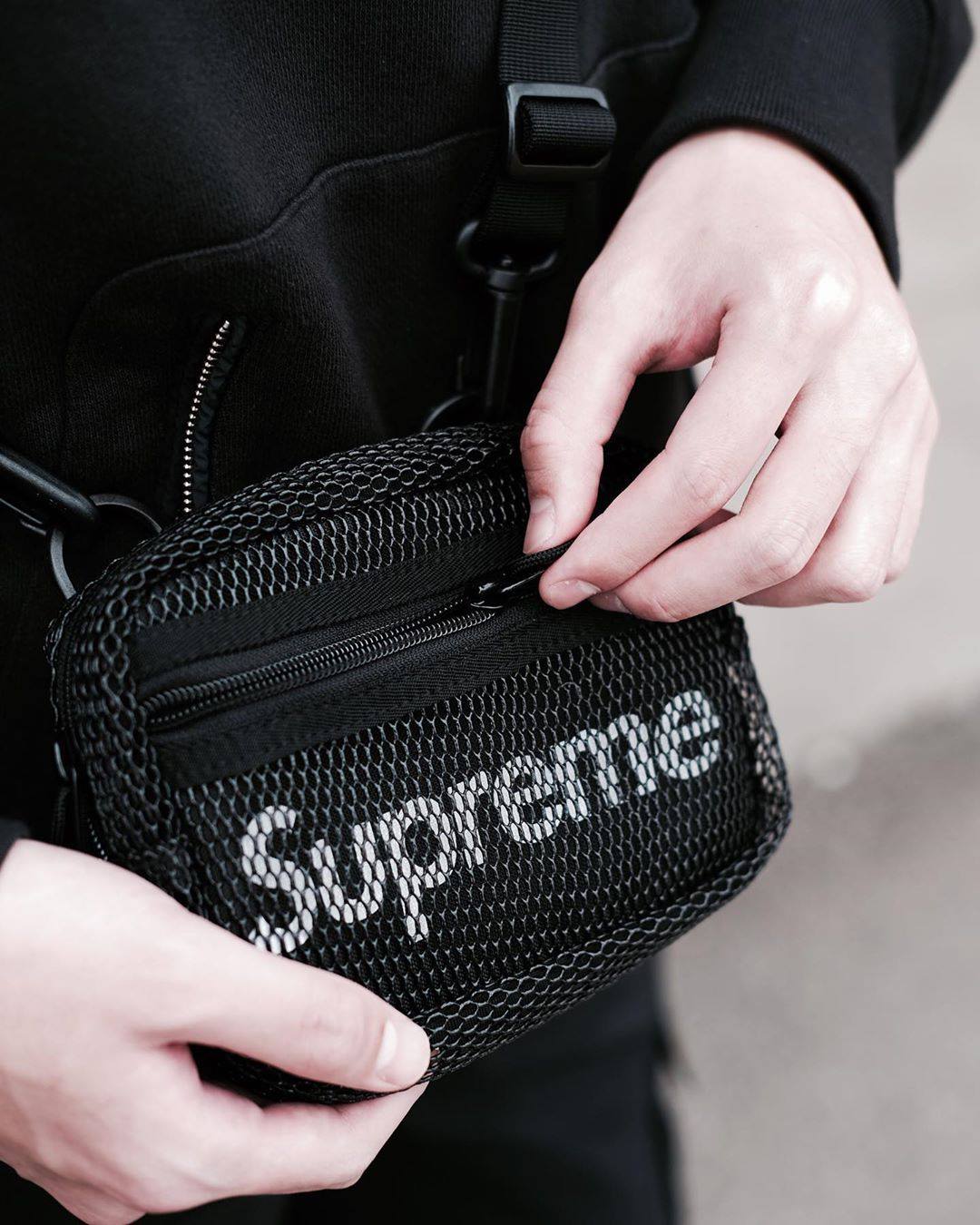 Túi Đeo Chéo Supreme SS20 Shoulder Bag