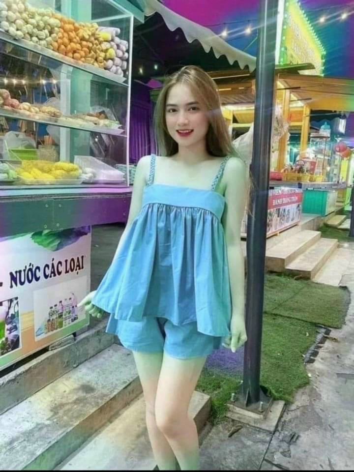 Set đùi lụa hàn hai dây cổ vuông (freesize dưới 60kg)