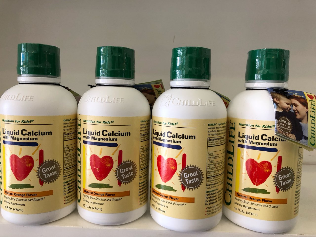 Canxi nước ChildLife Liquid Calcium with Magnesium phát triển chiều cao cho bé từ 6 tháng trở lên Chai 474ml