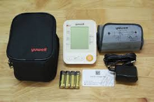 Máy Đo Huyết Áp Bắp Tay Yuwell YE650A