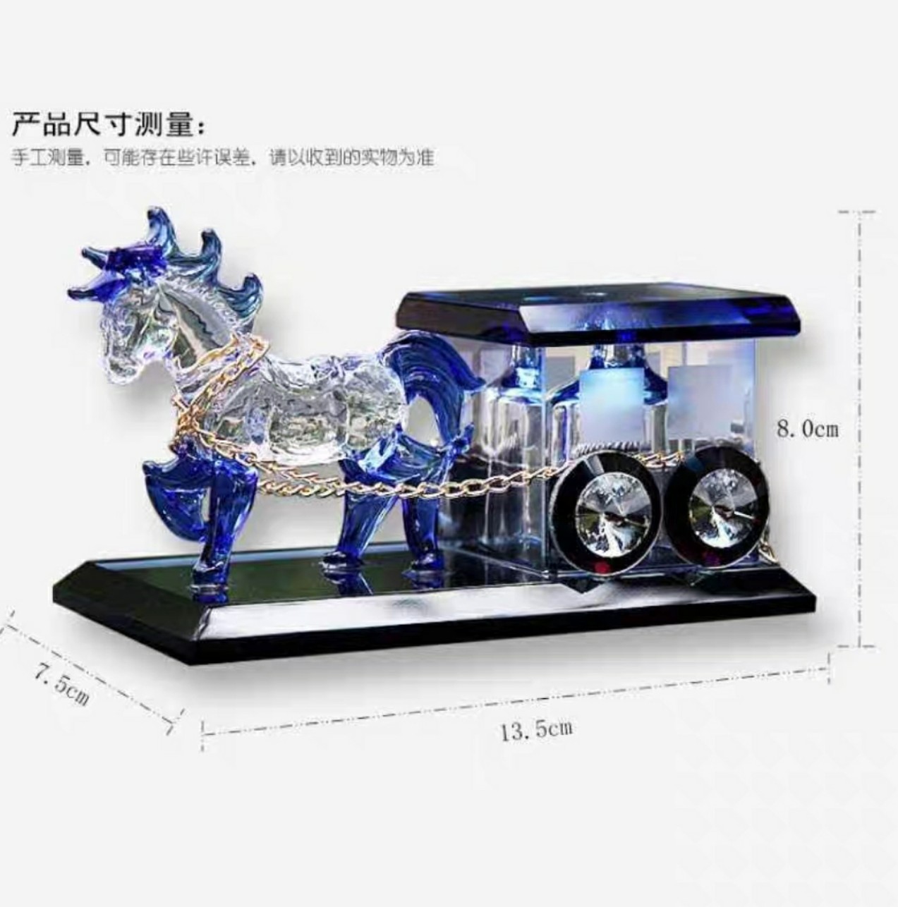 Tượng Ngựa Pha Lê Kéo Nước Hoa