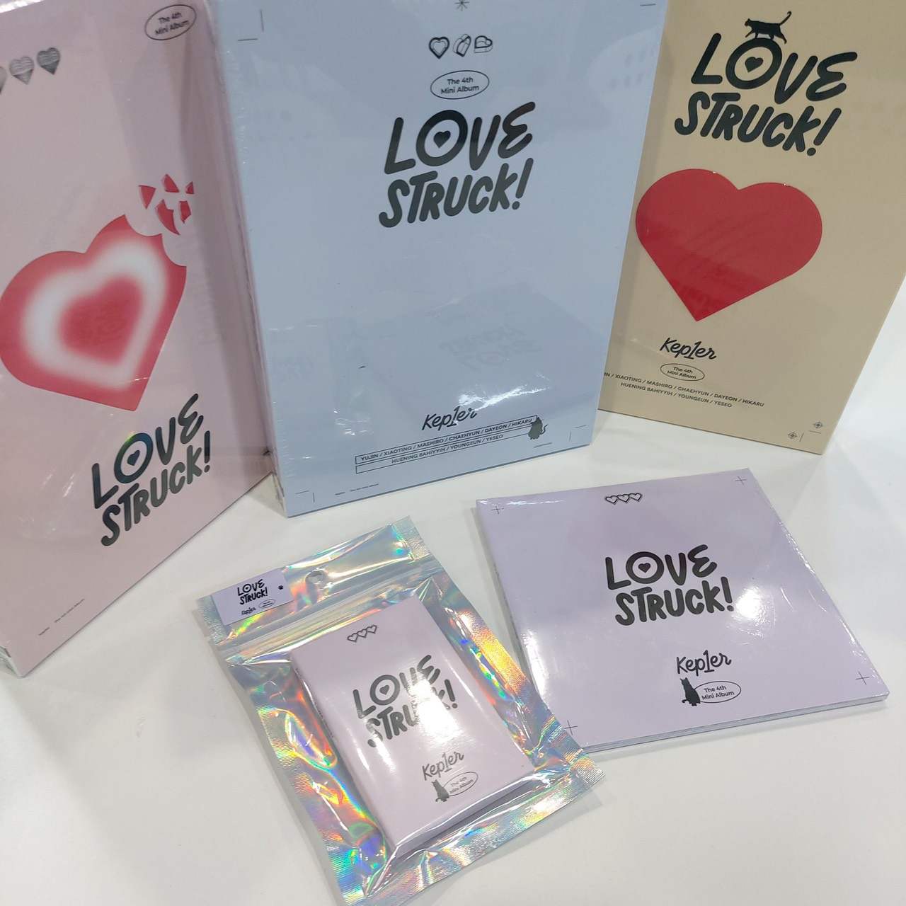 Kep1er - [LOVESTRUCK!] 4th Mini Album Cửa Hàng Kpop