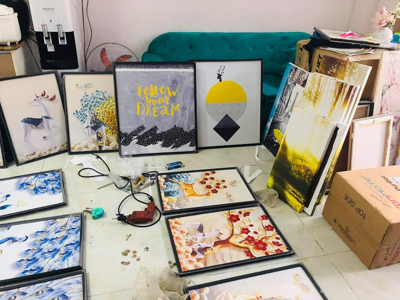 [HCM]Bộ 2 tranh HOẠT HÌNH khung Composite 25x35cm
