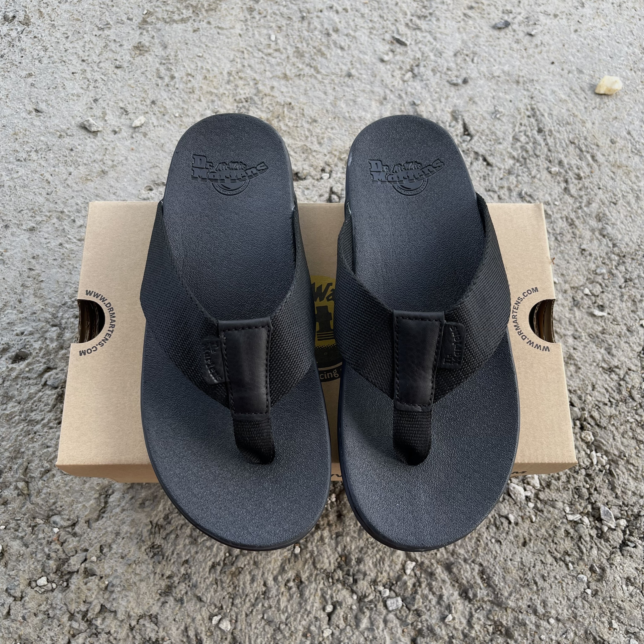 Dép Dr Marten MaNa Thailand