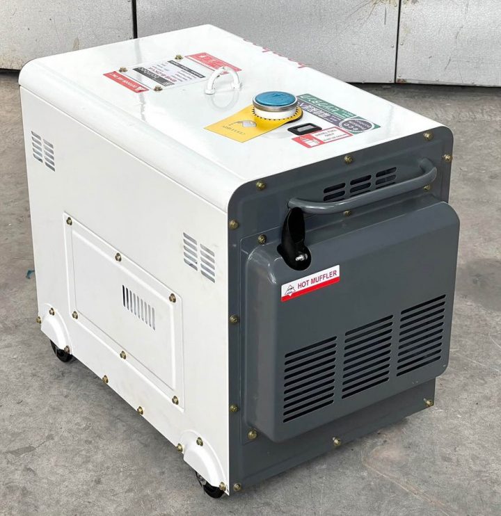 Máy Phát Điện Chạy Dầu 8kva Bamboo Có Đề Cót