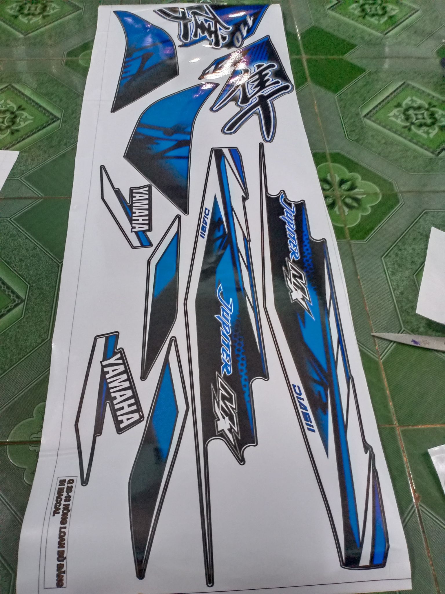 Tem rời jupiter mX xanh xe đen