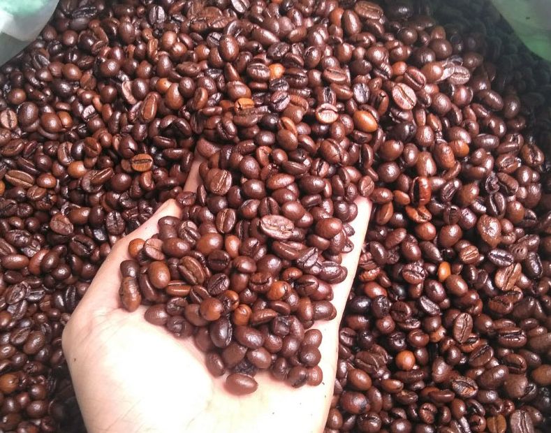 Cà phê hạt nguyên chất, cà phê hạt ROBUSTA 100%  Rang Bơ  ( 1KG )